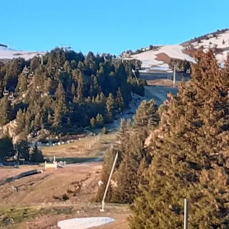 Aux Pieds Des Pistes Roche Beranger Apartment