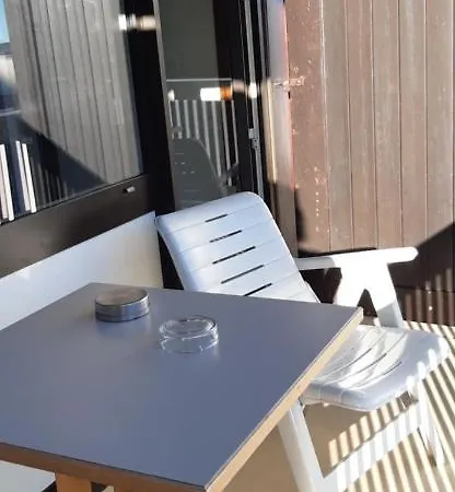 Aux Pieds Des Pistes Roche Beranger Apartment